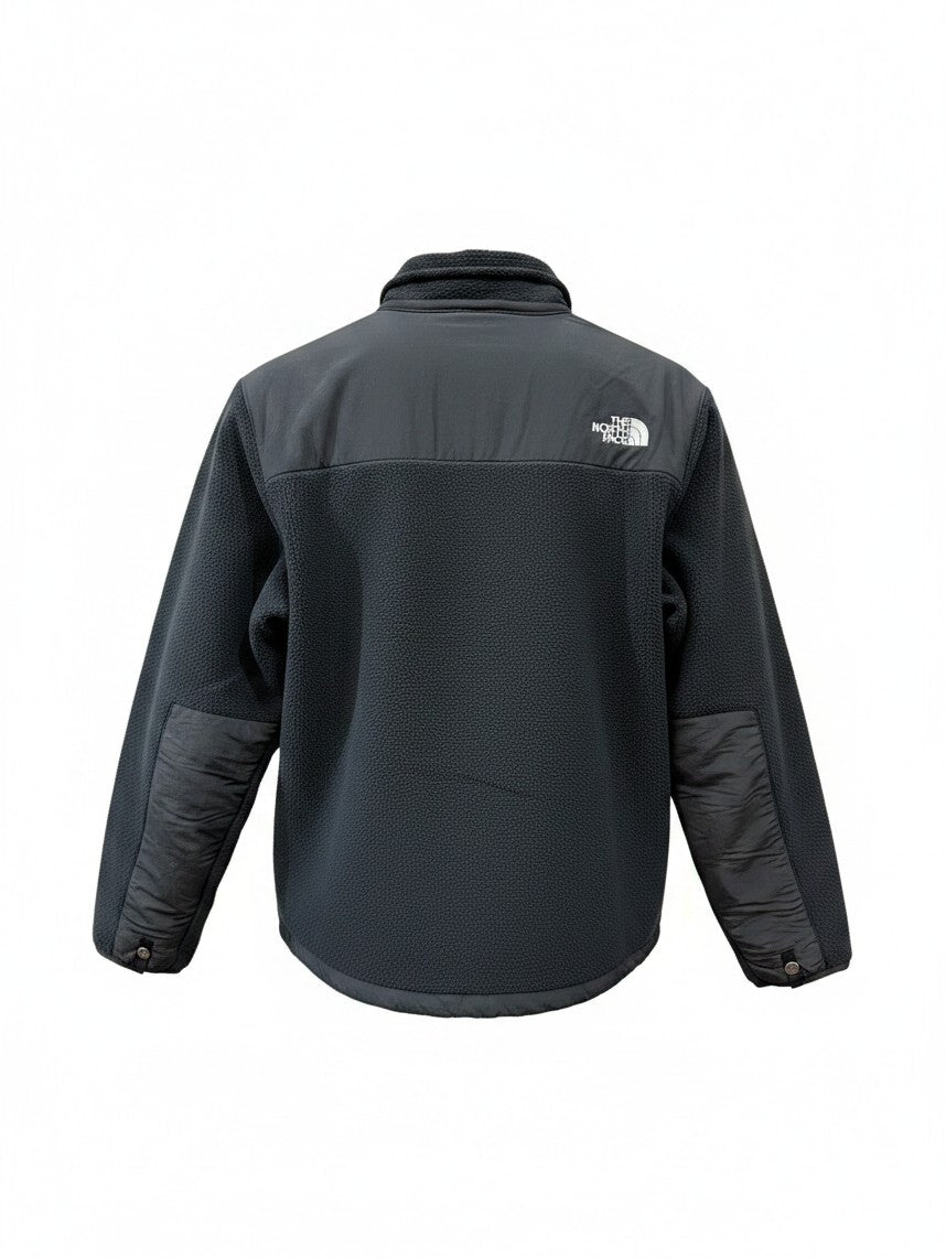 The North Face – Black Denali Fleece Jacket