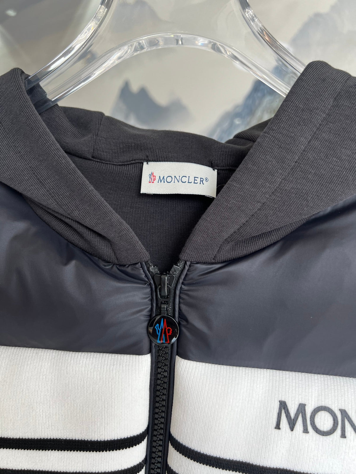 Moncler Black Hybrid Down Hoodie Jacket – Quilted Front Fleece Sleeve Outerwear