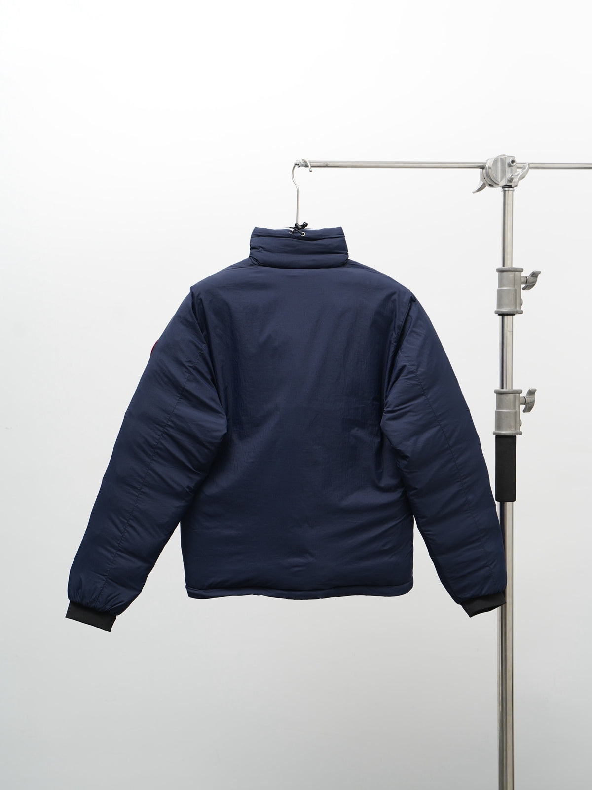 Canada Goose Navy Blue Down Jacket – Black Quilted Interior Black Ribbed Cuffs Arctic Program Badge Canadian Outerwear