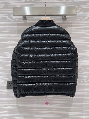 Moncler Black Slim-Fit Quilted Down Jacket – High-Gloss Lacquered Shell Stand Collar Dual Zip Pockets Arm Badge Canadian Outerwear