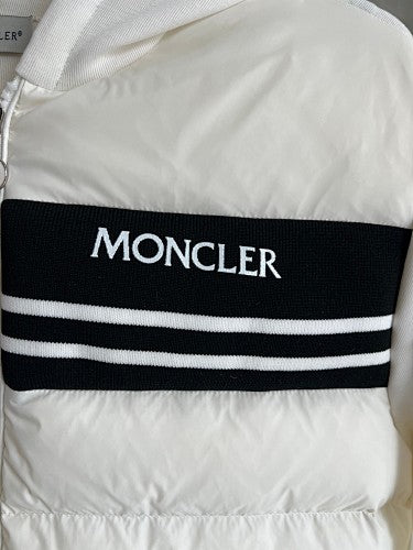 Moncler White Hybrid Down Hoodie Jacket – Quilted Front Fleece Sleeve Outerwear