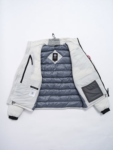 Canada Goose White Down Jacket – Silver Quilted Interior Black Ribbed Cuffs Arctic Program Badge Canadian Outerwear