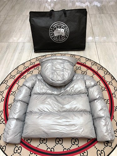 Canada Goose Silver Metallic Down Puffer – Glossy Shell Arctic Program Badge Canadian Outerwear
