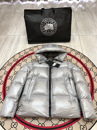 Canada Goose Silver Metallic Down Puffer – Glossy Shell Arctic Program Badge Canadian Outerwear
