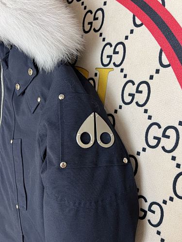 Moose Knuckles Navy Down Bomber Jacket – White Fur Trim Hooded Canadian Outerwear