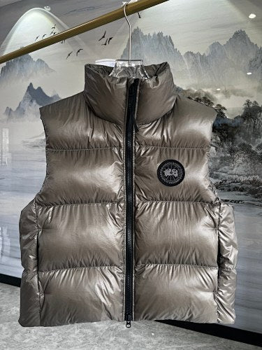 Canada Goose Champagne Down Vest – Arctic Program Insulated Sleeveless Jacket