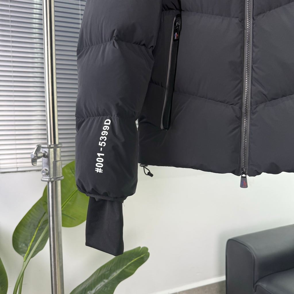 Moncler Graphic-Detail Black Hooded Puffer Jacket
