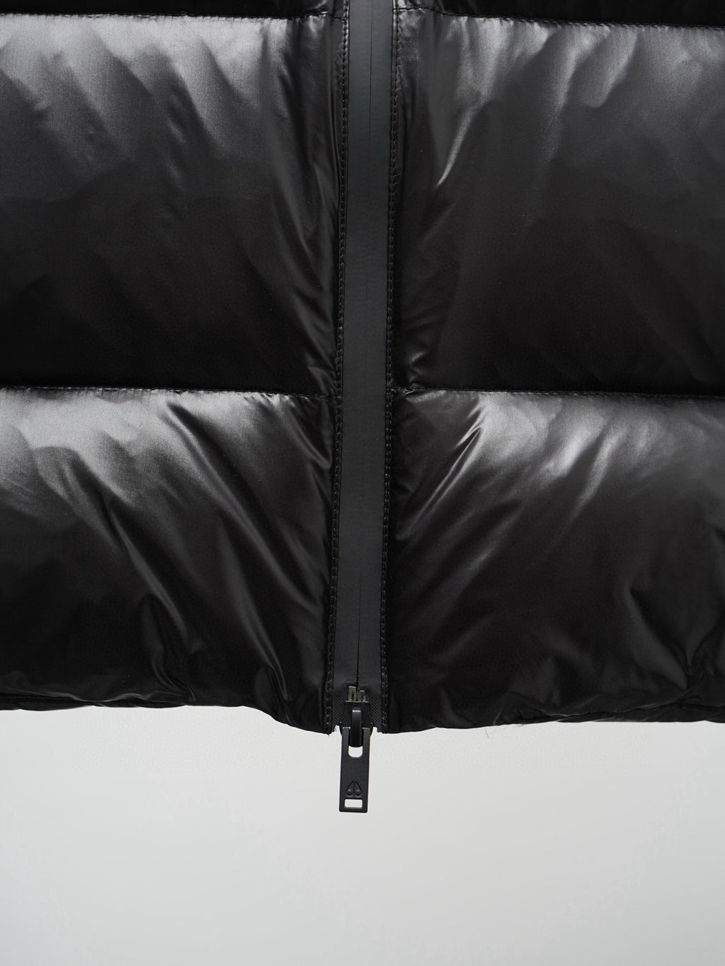 Moose Knuckles Black Down Vest – Premium Insulated Sleeveless Jacket