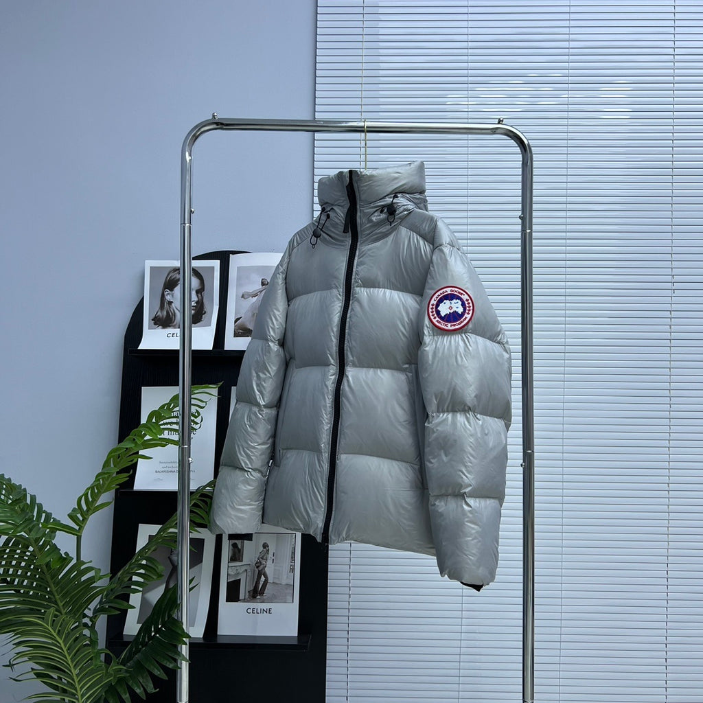 Canada Goose Silver Glossy Oversized Down Puffer – Boxy Hooded Silhouette Arctic Program Badge Canadian Outerwear