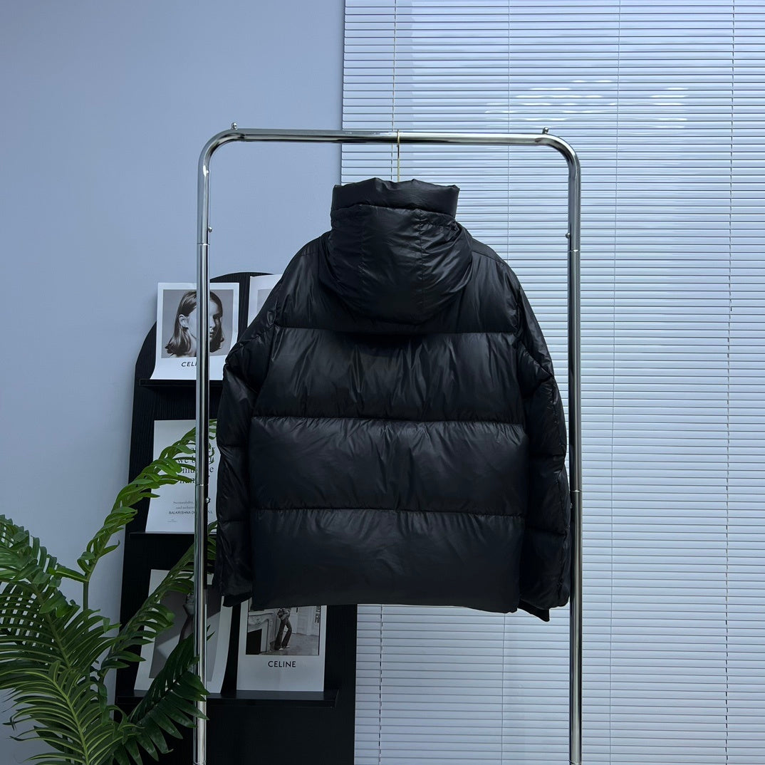 Canada Goose Black Glossy Oversized Down Puffer – Boxy Hooded Silhouette Branded Zip Canadian Outerwear