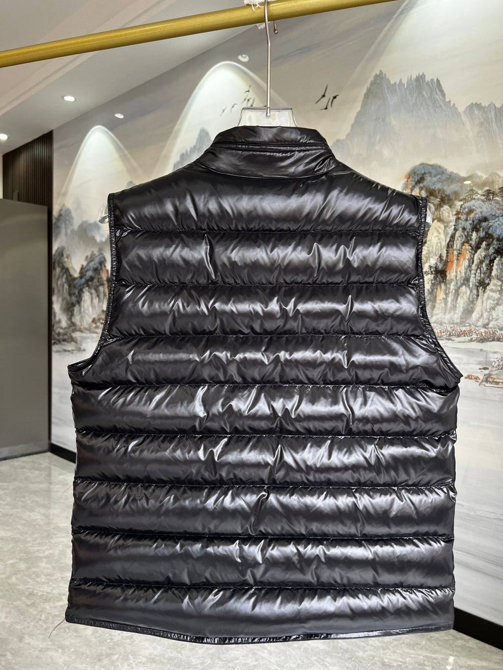 Moncler Black Down Vest – Premium Insulated Sleeveless Jacket