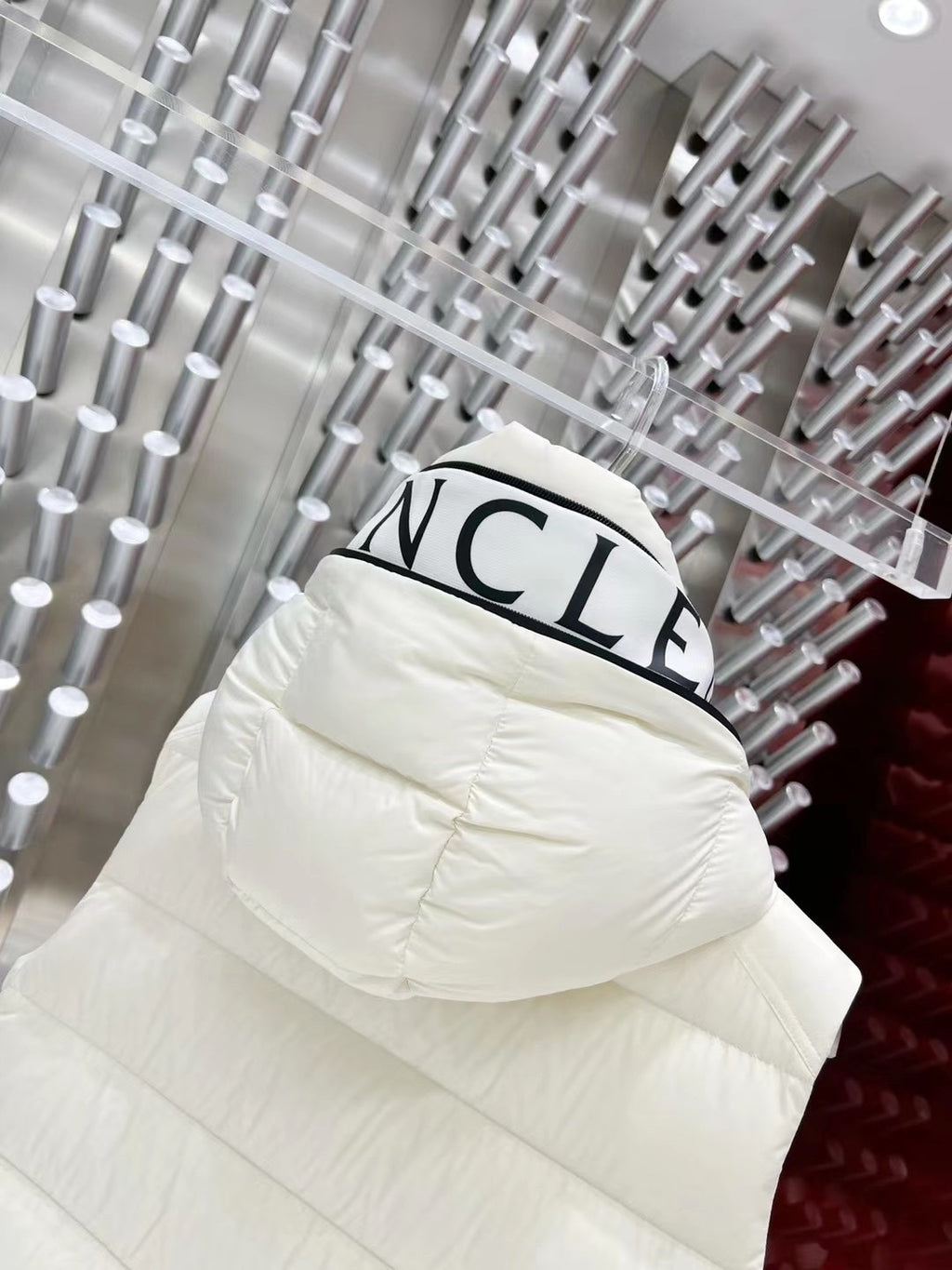 Moncler White Hooded Down Vest – Premium Insulated Sleeveless Jacket