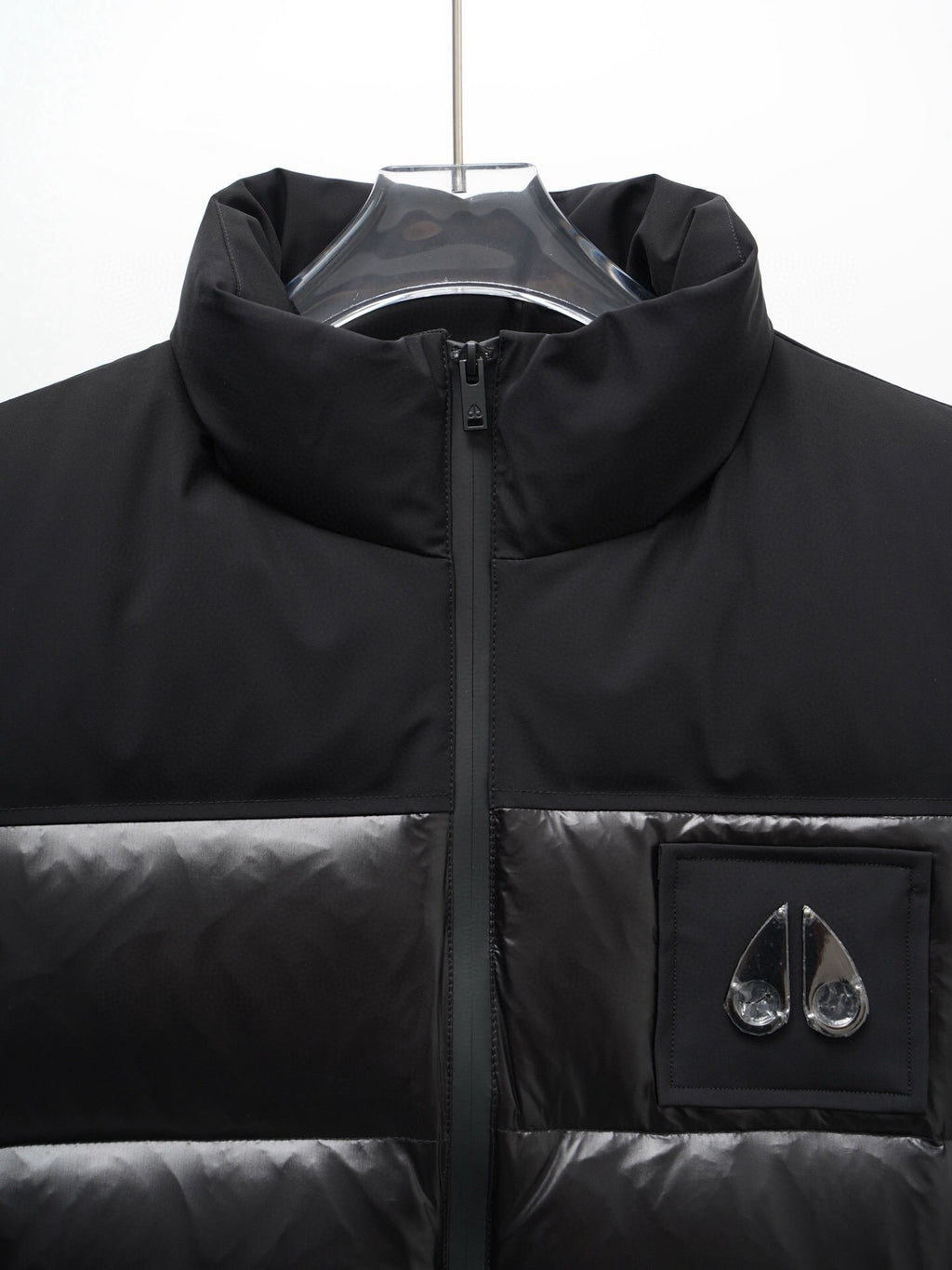 Moose Knuckles Black Down Vest – Premium Insulated Sleeveless Jacket