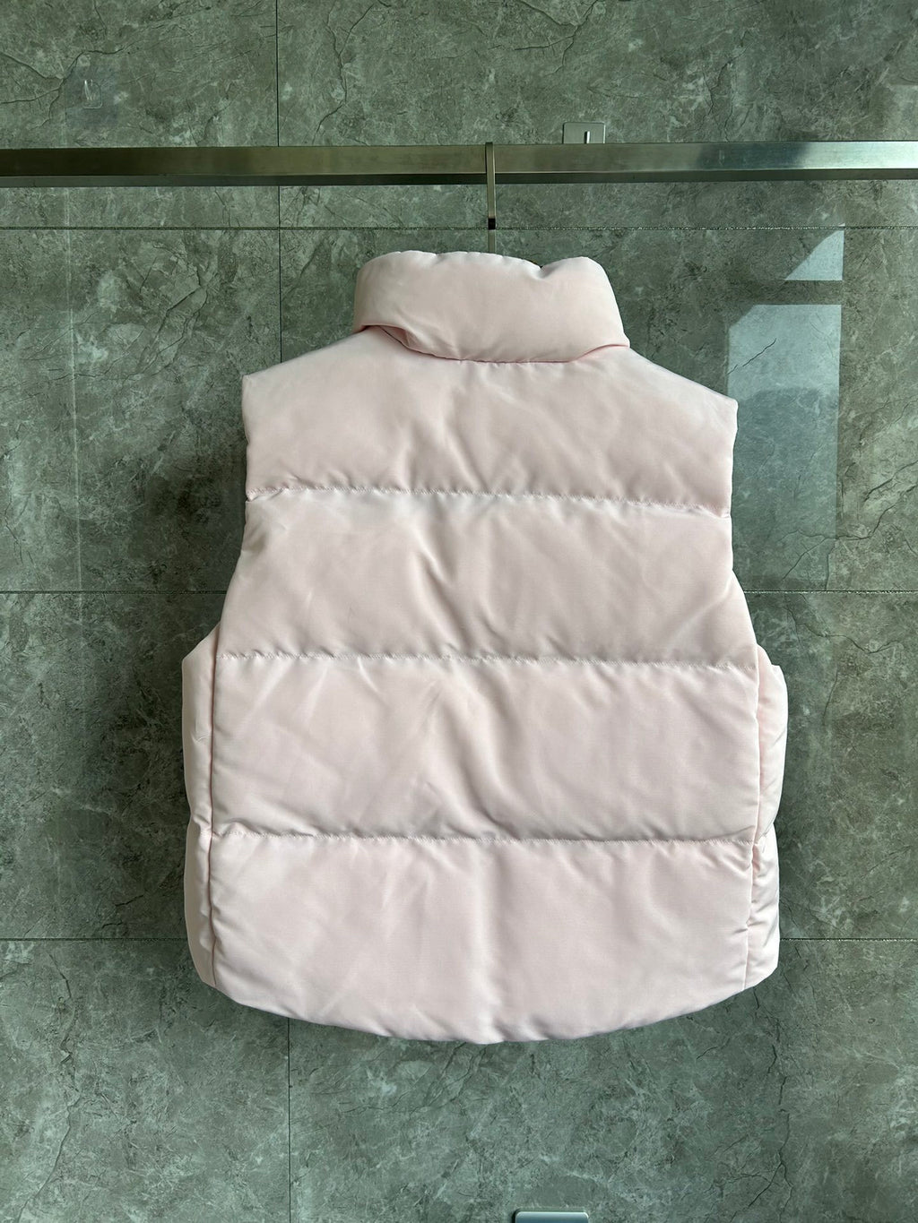 Canada Goose Blush Pink Down Vest – Arctic Program Insulated Sleeveless Jacket