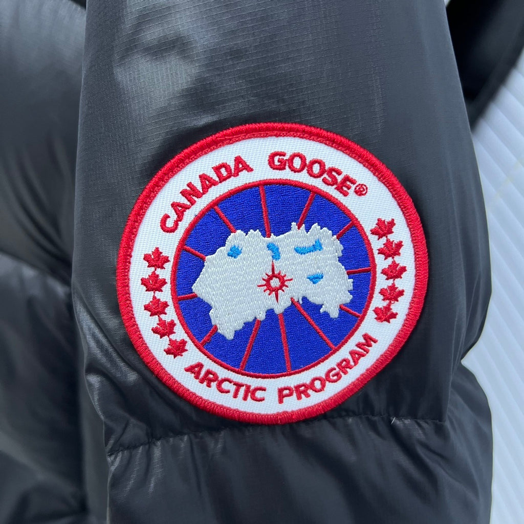 Canada Goose Black Glossy Oversized Down Puffer – Boxy Hooded Silhouette Branded Zip Canadian Outerwear