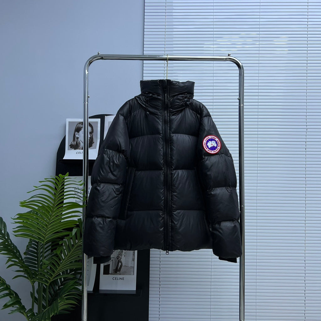Canada Goose Black Glossy Oversized Down Puffer – Boxy Hooded Silhouette Branded Zip Canadian Outerwear